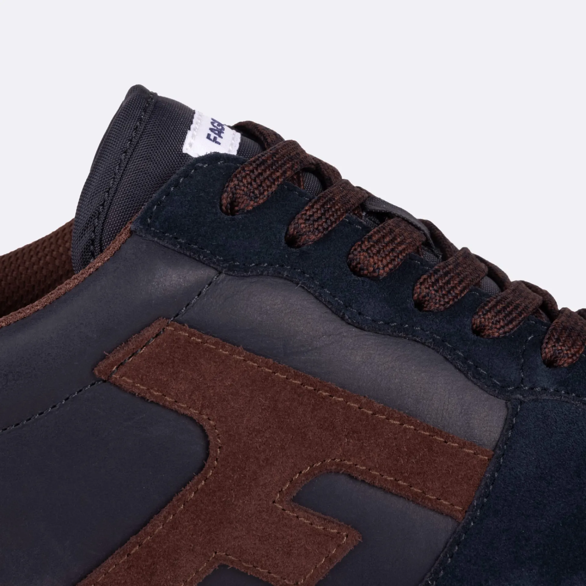 Grandes Pointures*FAGUO Baskets Marine & Marron