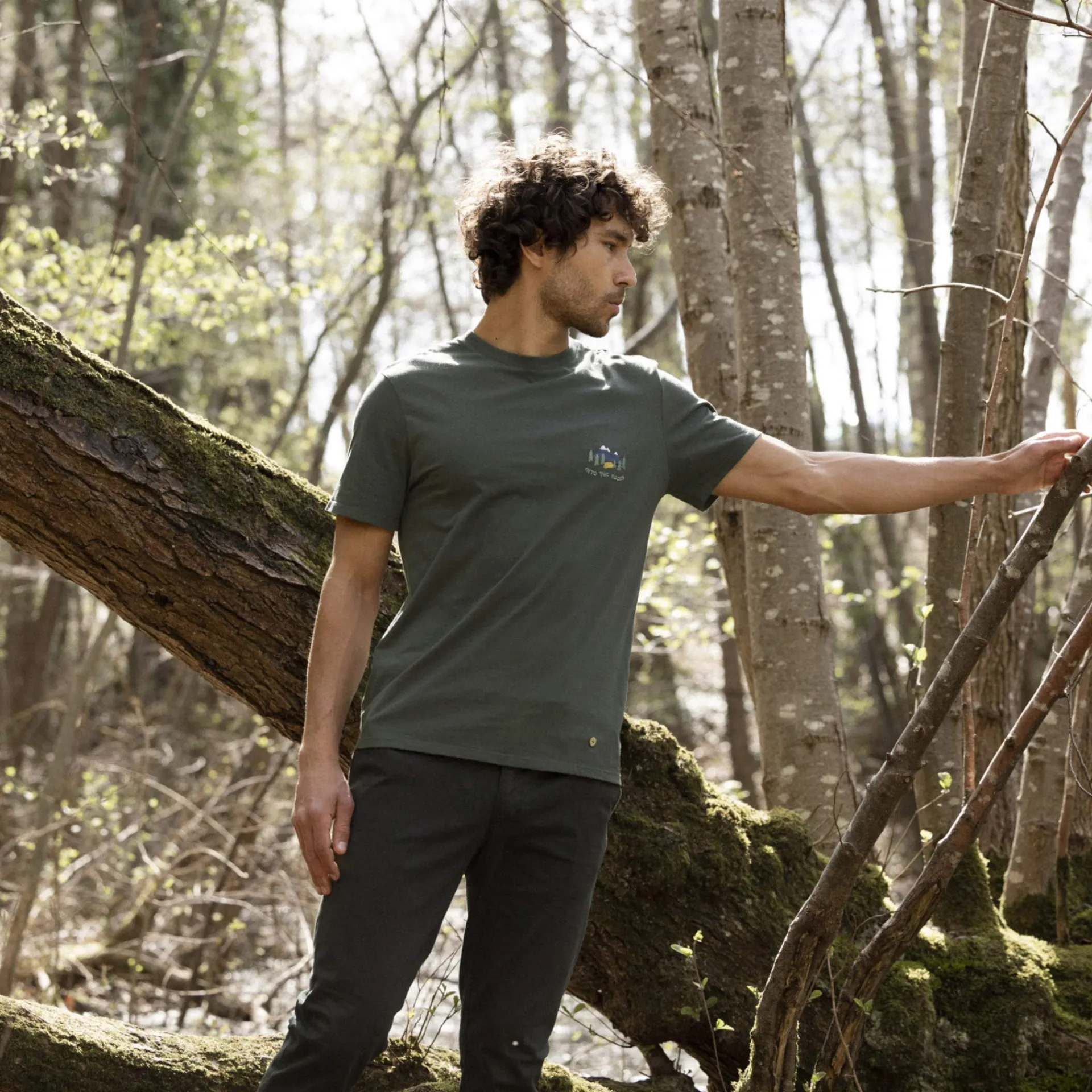 T-Shirts*FAGUO T-Shirt Col Rond Vert Fonce Into The Woods